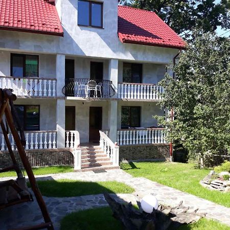 У Михайла Lägenhet Truskavets Exteriör bild